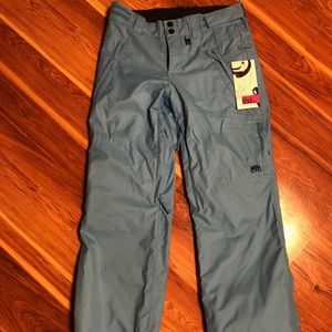 NWT Billabong snowboarding/ski pants